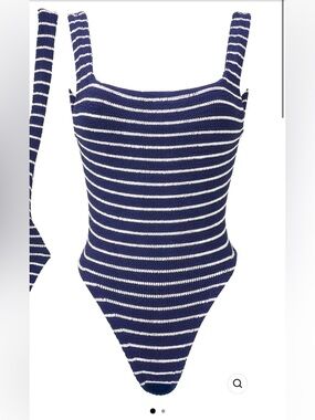 HUNZA G STRIPED SCOOP NECK SWIMSUIT IN NAVY AND WHITE NWT